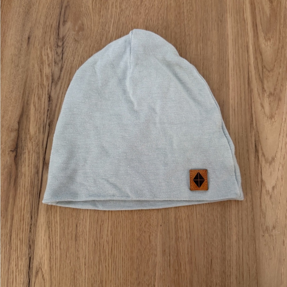 Kyte Baby NWOT Light Gray Kids Beanie